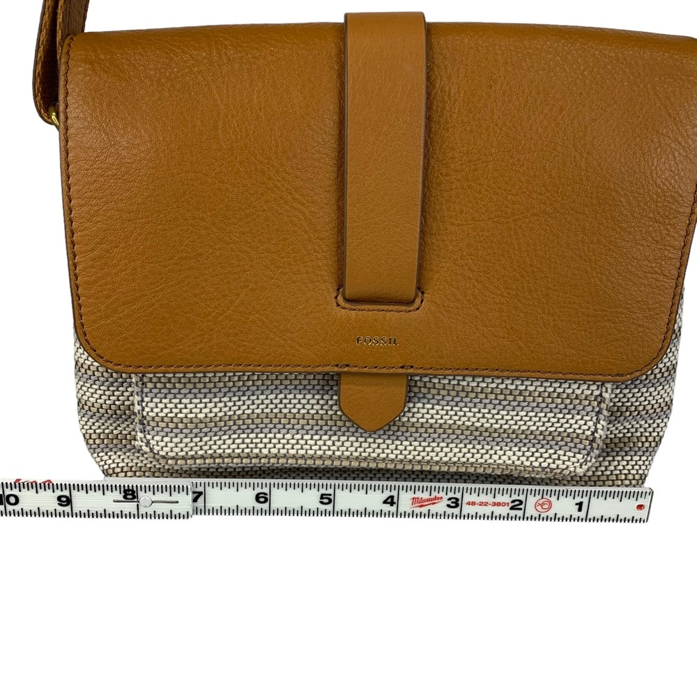 Fossil Kinley Small Crossbody Neutral Stripe - Picture 6 of 8